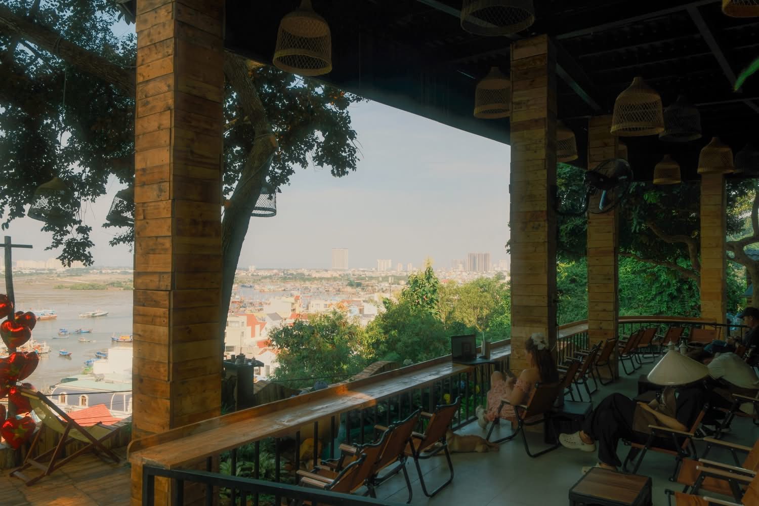 Trạm Bình Minh - cafe 24/7 Vũng Tàu