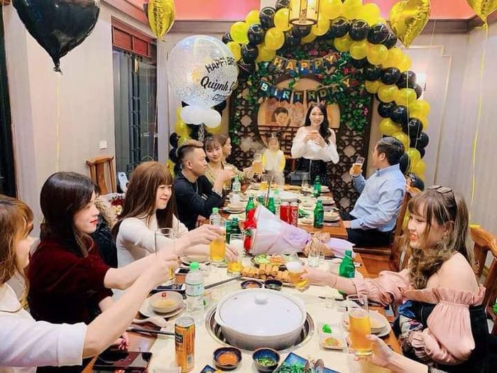 Lẩu Nấm Hoàng Phố