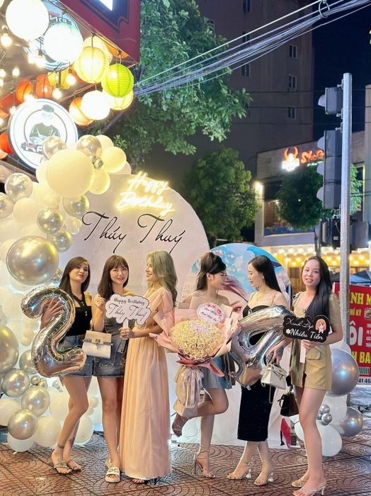 Kang BBQ Buffet Nướng Lẩu