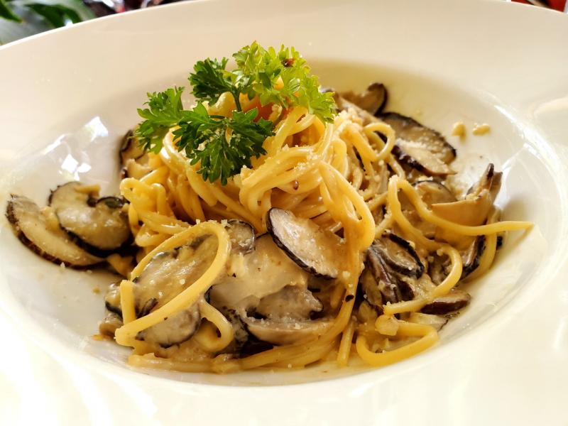 Italianis Pizza nhà hàng pizza Ý thủ công Sài Gòn