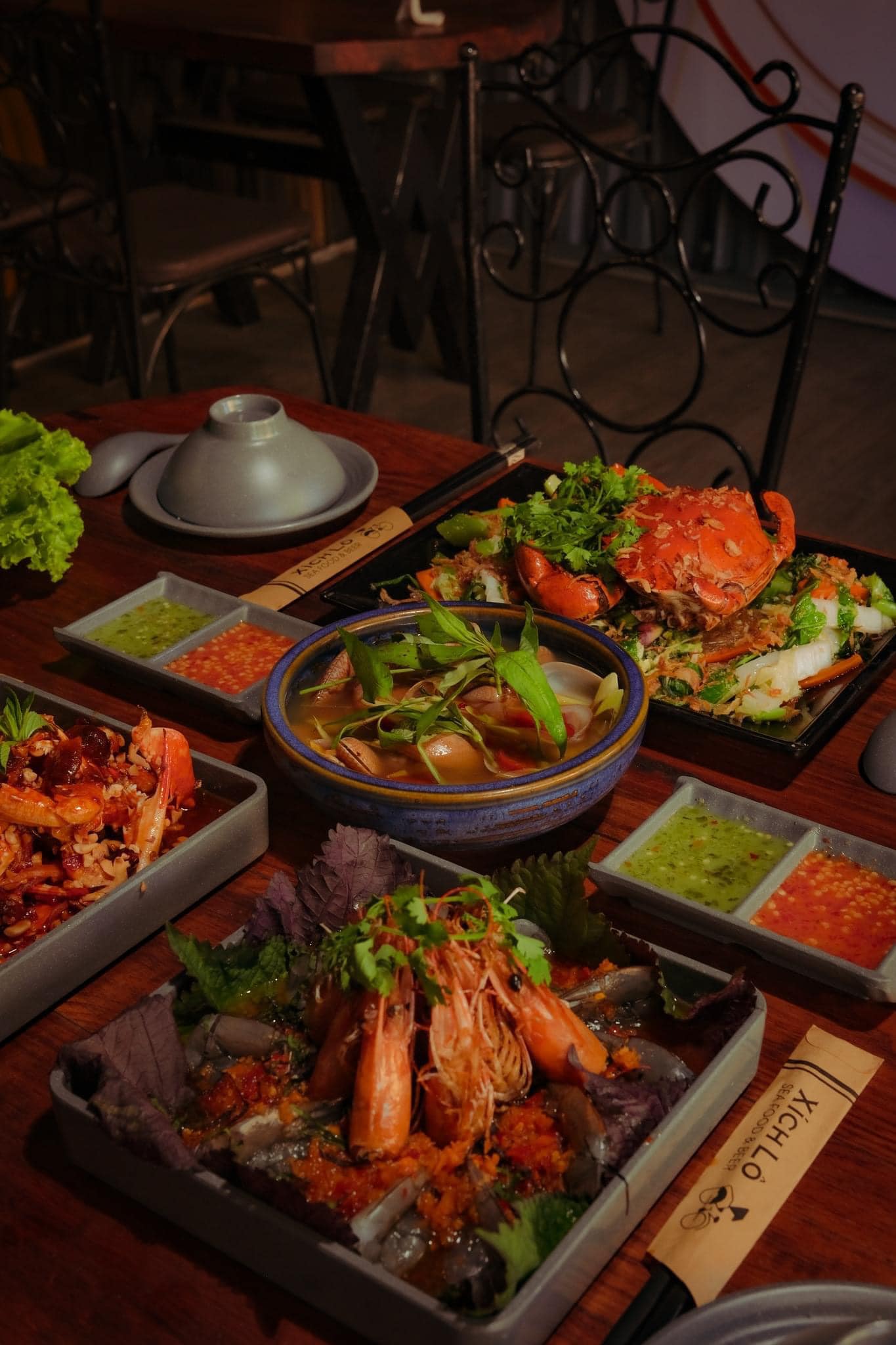 XÍCH LÔ quán BBQ Seafood Đà Lạt