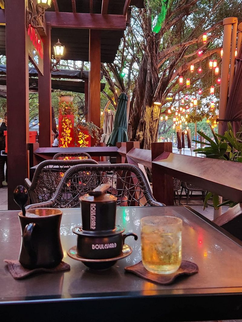 Boulevard Café Rạch Giá