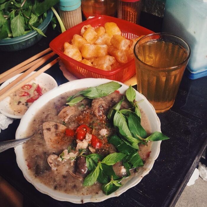 Cháo lòng Huế Nha Trang