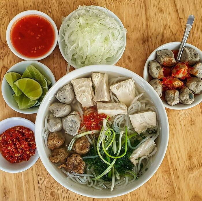 Bánh canh Bà Thừa Nha Trang
